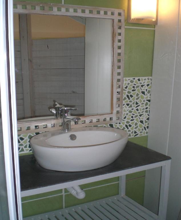 Chambres D'Hotes Le Clos Des Senteurs Malemort Номер фото